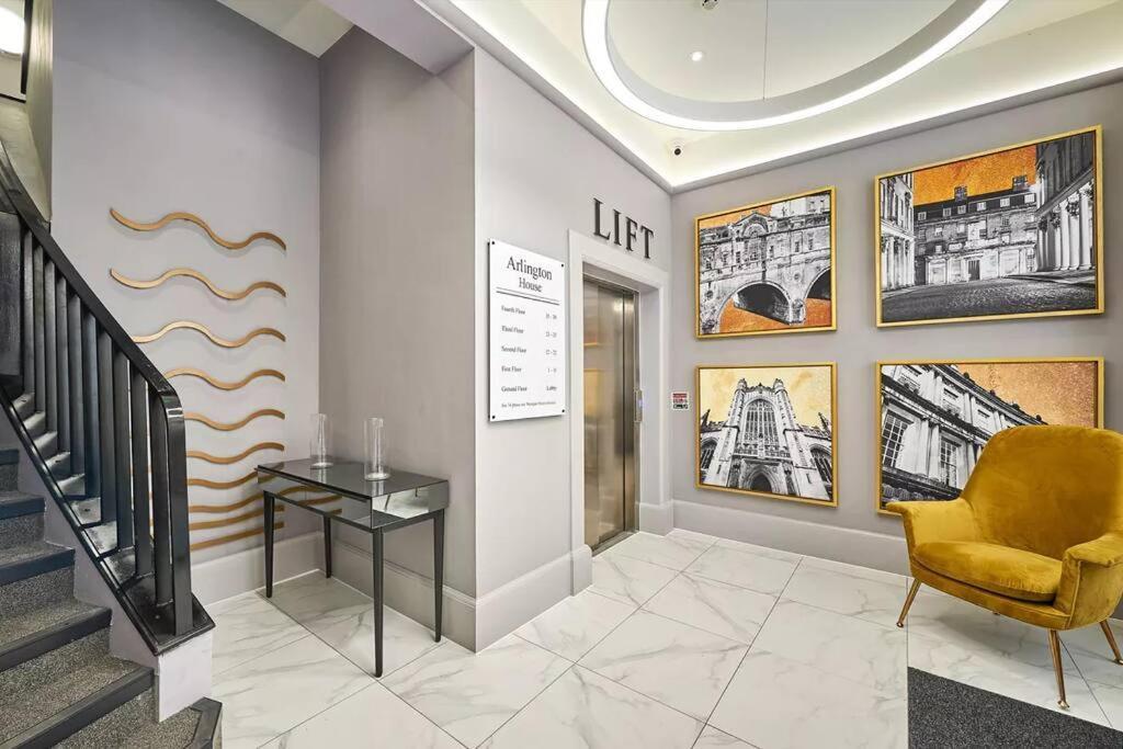 Haus Of Sulis, City Centre Apartment With Lift Access Бат Екстер'єр фото